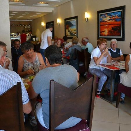 Hotel Al Amal Тизнит Экстерьер фото