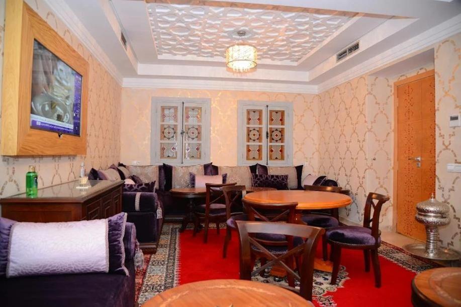 Hotel Al Amal Тизнит Экстерьер фото