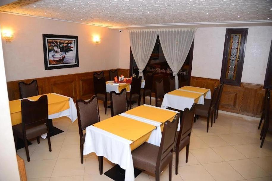 Hotel Al Amal Тизнит Экстерьер фото